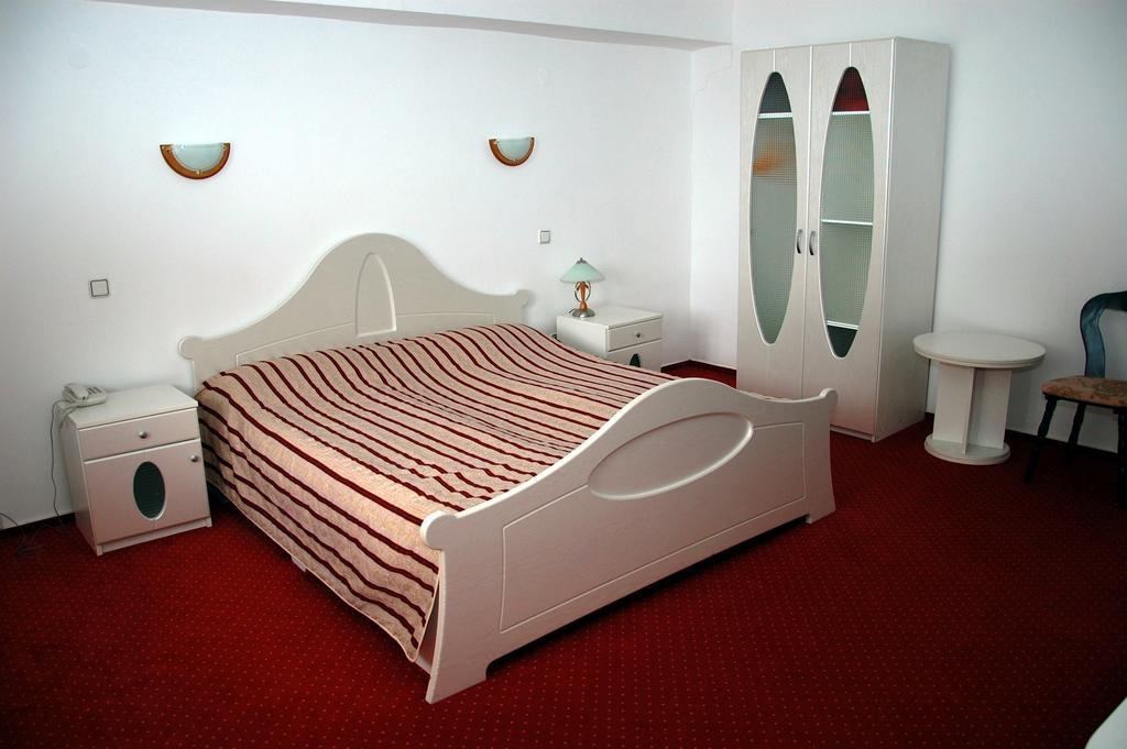Hotel Marion Padurea Rotunda*** Reghin Buitenkant foto