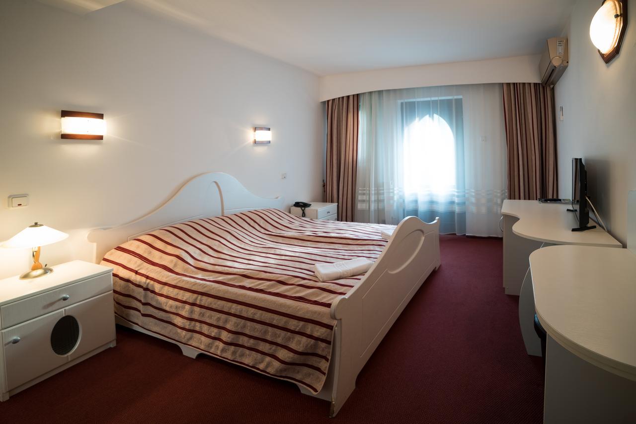 Hotel Marion Padurea Rotunda*** Reghin Buitenkant foto